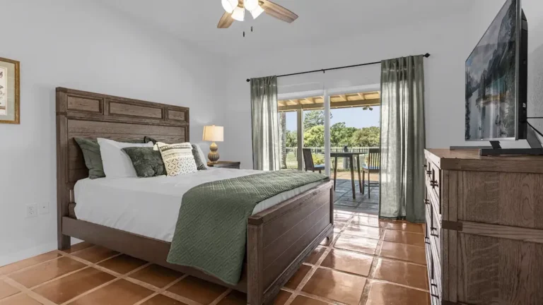 Furnished with a comfortable queen bed designed with a Mediterranean touch!